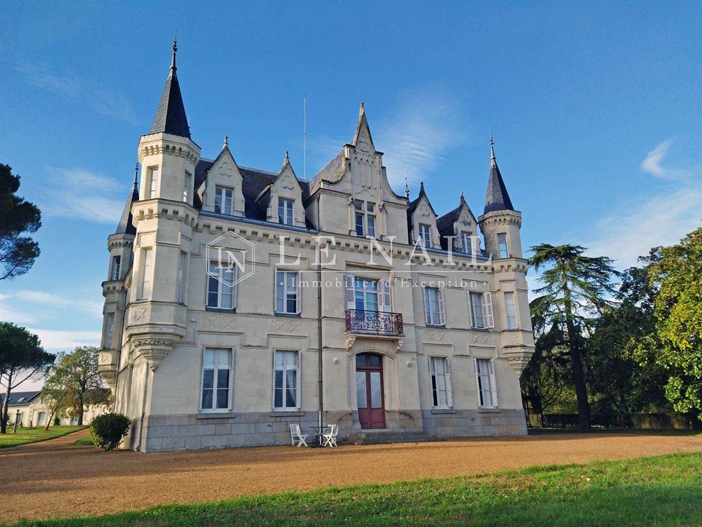 Dom, 1100 m², działka 1100 m²