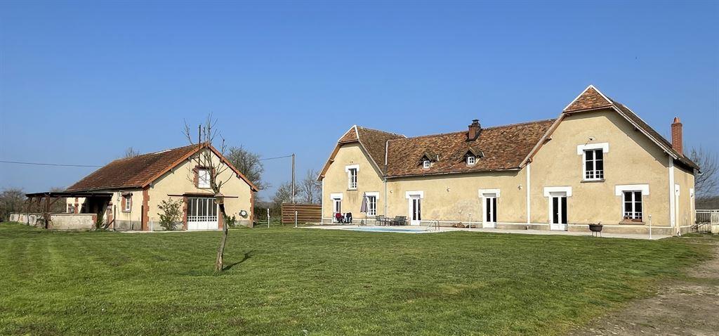 Maison à vendre, 305m², Montmorillon