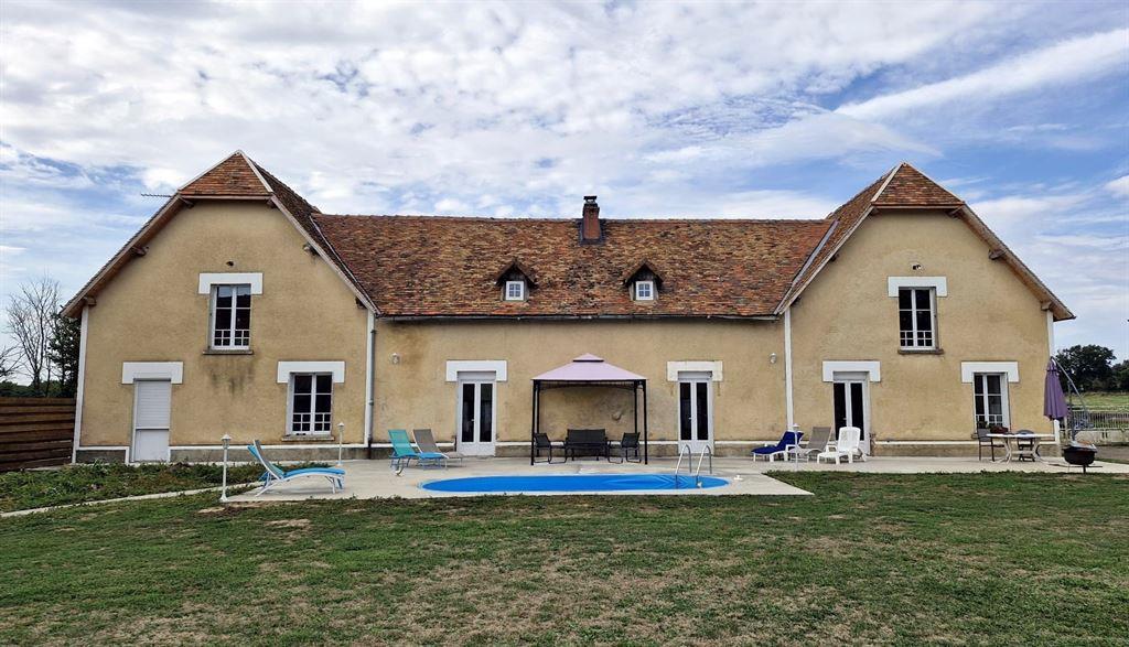Maison à vendre, 305m², Montmorillon