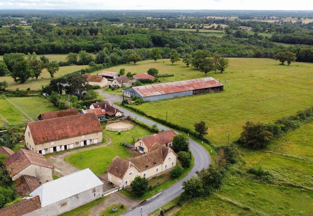 Maison à vendre, 305m², Montmorillon