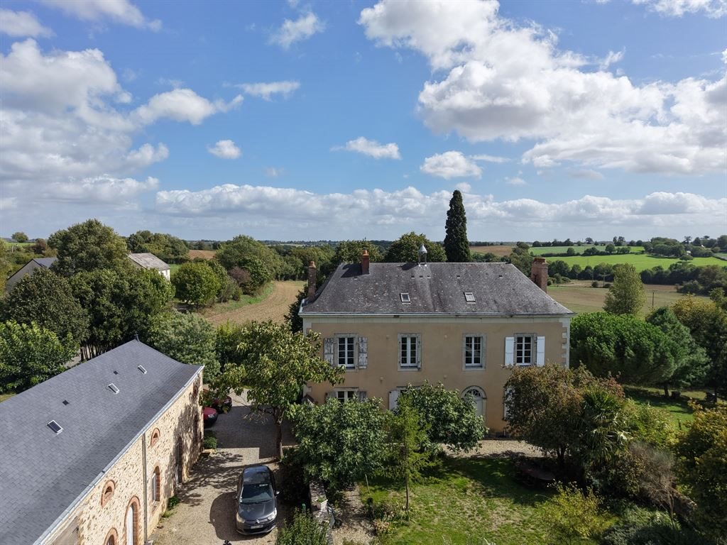 Maison à vendre, 255m², Château-Gontier-sur-Mayenne