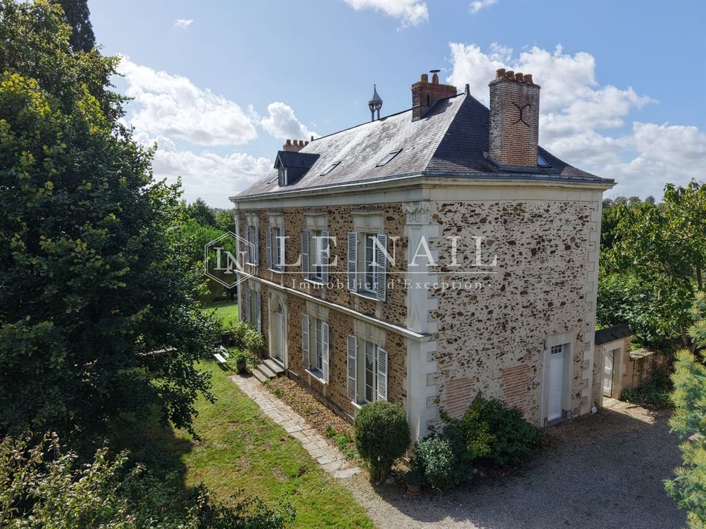 Maison à vendre, 255m², Château-Gontier-sur-Mayenne