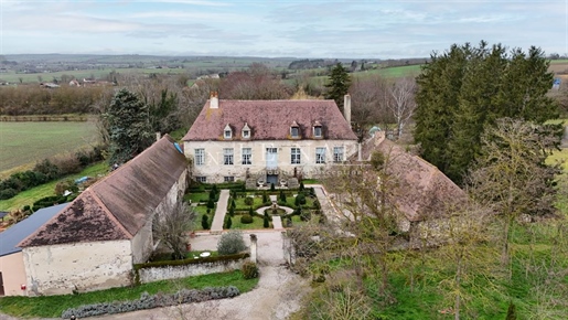 Maison 10 pièces 325 m² · à Vichy · 325 m² · 840 000 €