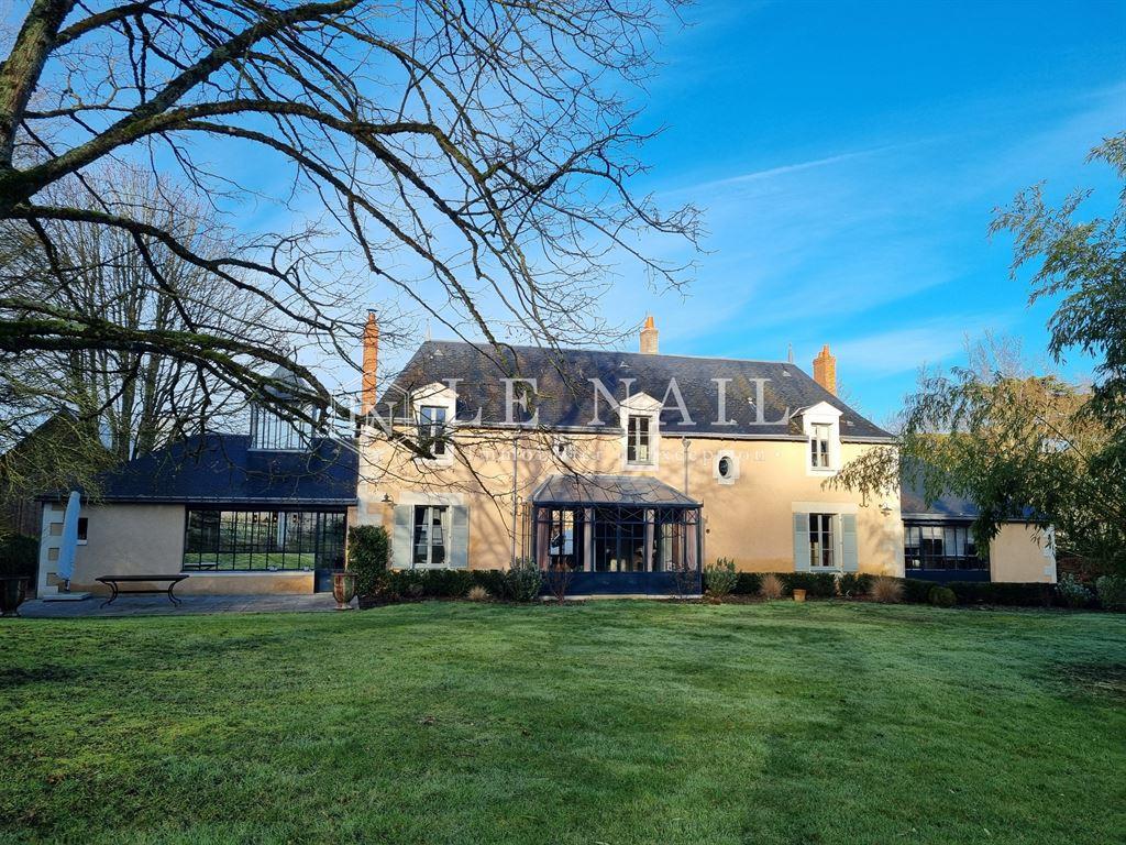 Maison à vendre, 350m², La Chartre-sur-le-Loir