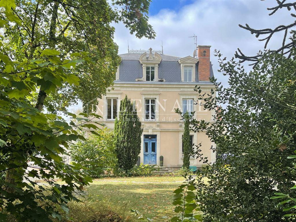Maison à vendre, 340m², Saint-Junien