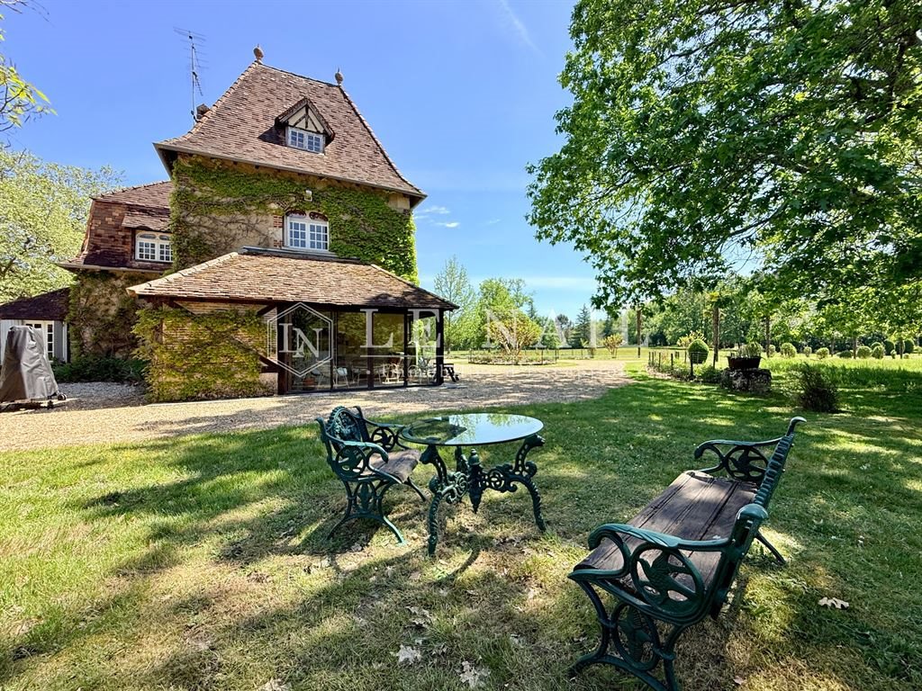 Maison à vendre, 260m², Bergerac