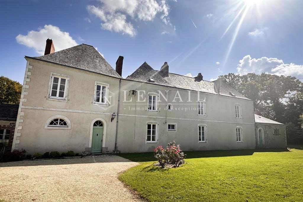 Maison à vendre, 415m², La Haie-Fouassière