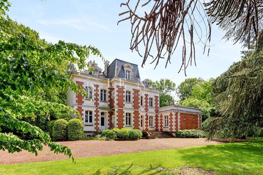 Maison à vendre, 530m², La Chapelle-sur-Erdre
