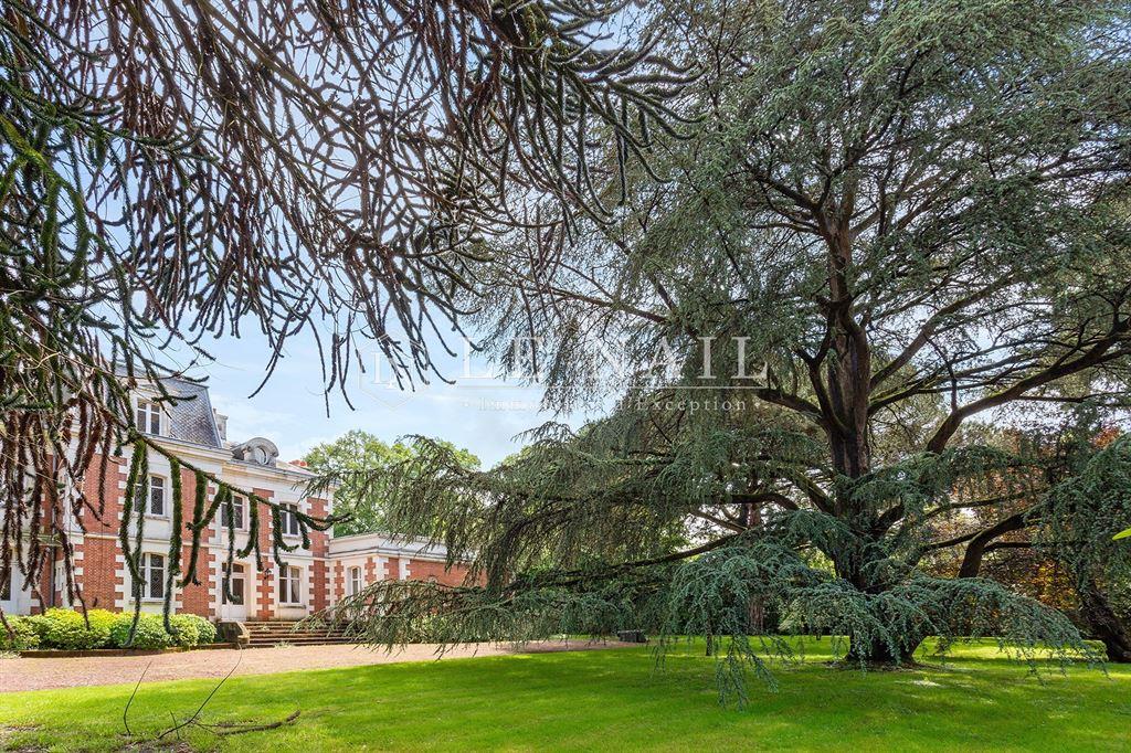 Maison à vendre, 530m², La Chapelle-sur-Erdre