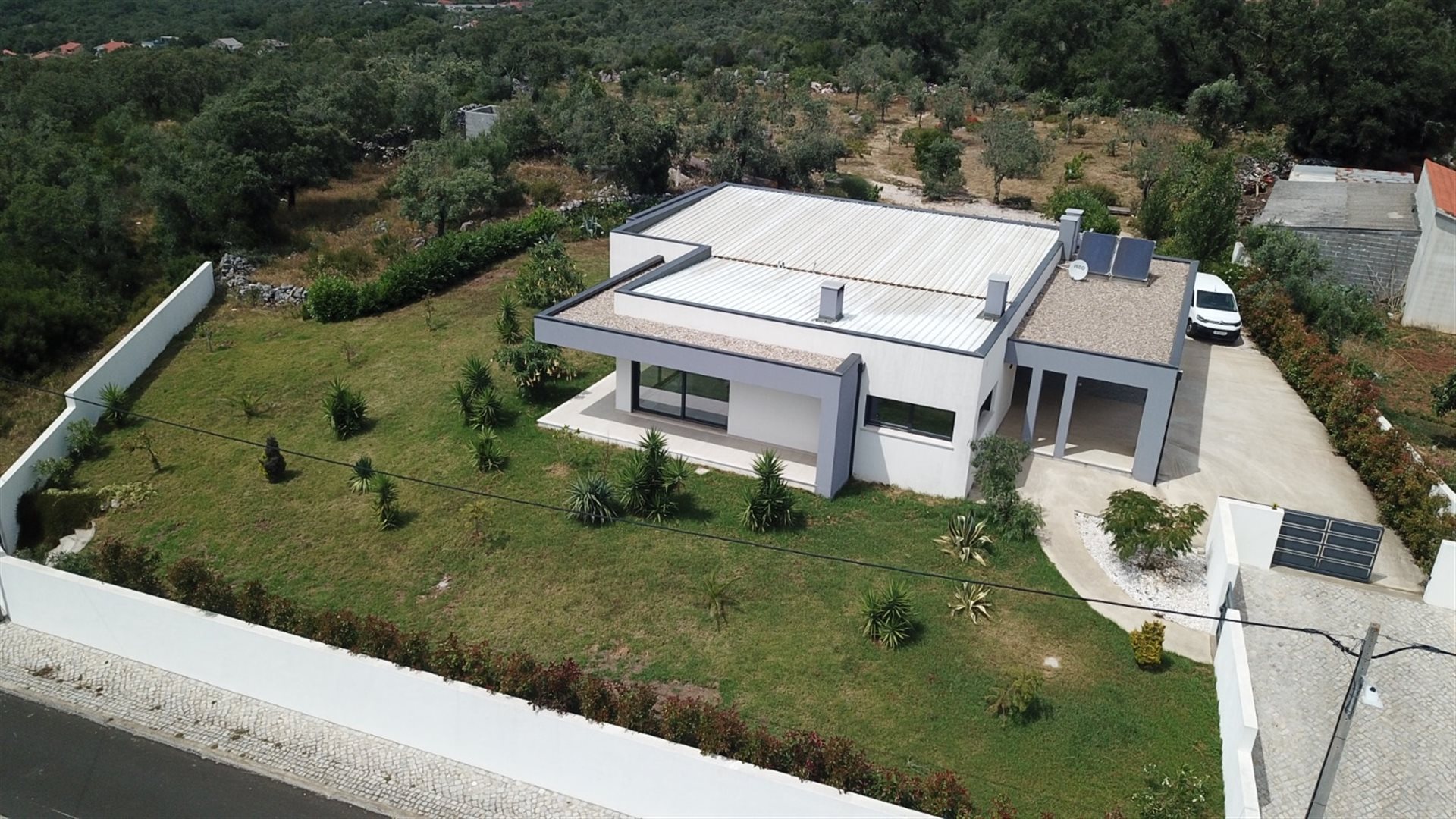 Wunderbare, zeitgenössisch gestaltete Villa mit 3 Schlafzimmern in bevorzugter Lage nahe Ansião, Lei