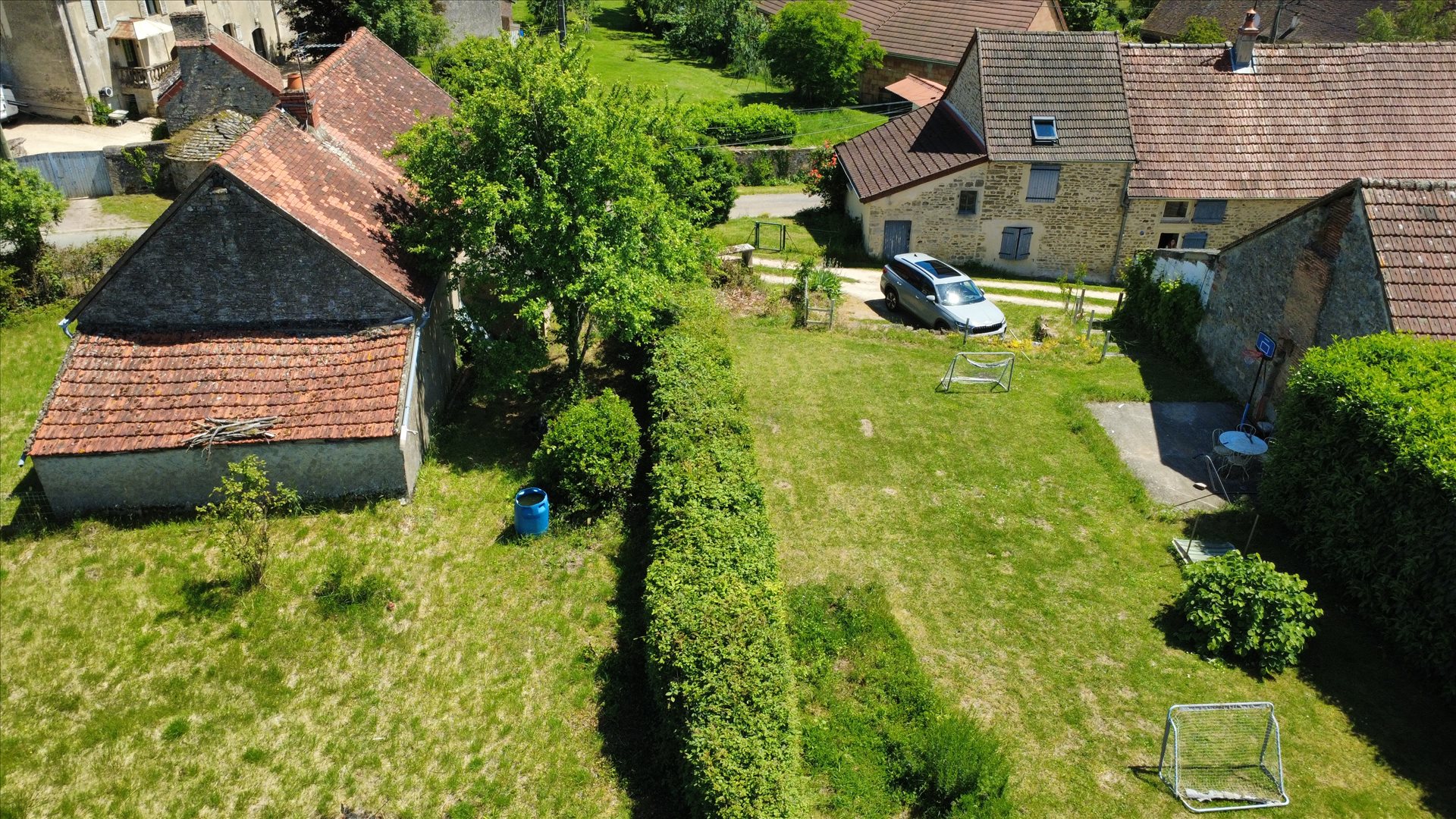 5 pièces 140 m² · à Marcilly-lès-Buxy · 140 m² · 246 000 €