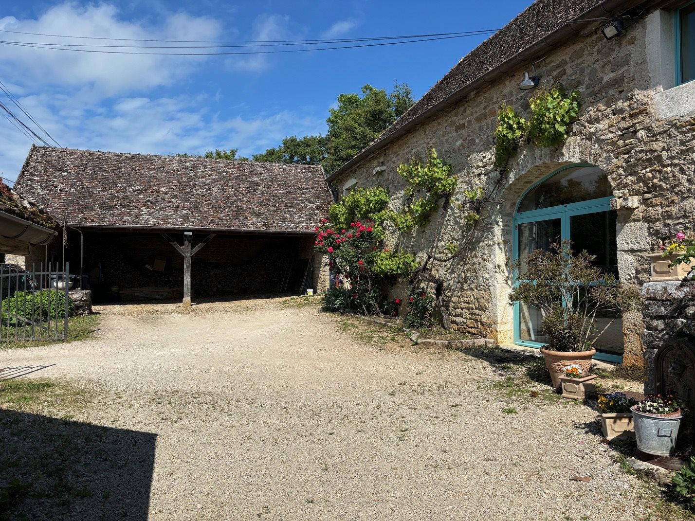 Maison 9 pièces 306 m² · à Givry · 306 m² · 720 000 €