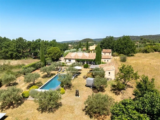 Maison 4 pièces 151 m² · à Aups · 151 m² · 630 000 €