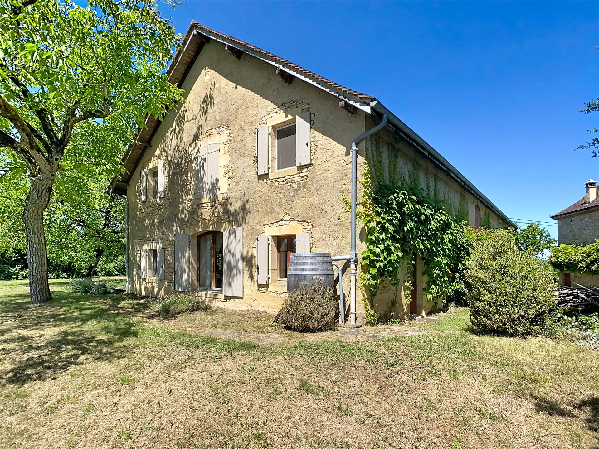 Maison 11 pièces 270 m² · à Bouzic · 270 m² · 645 000 €