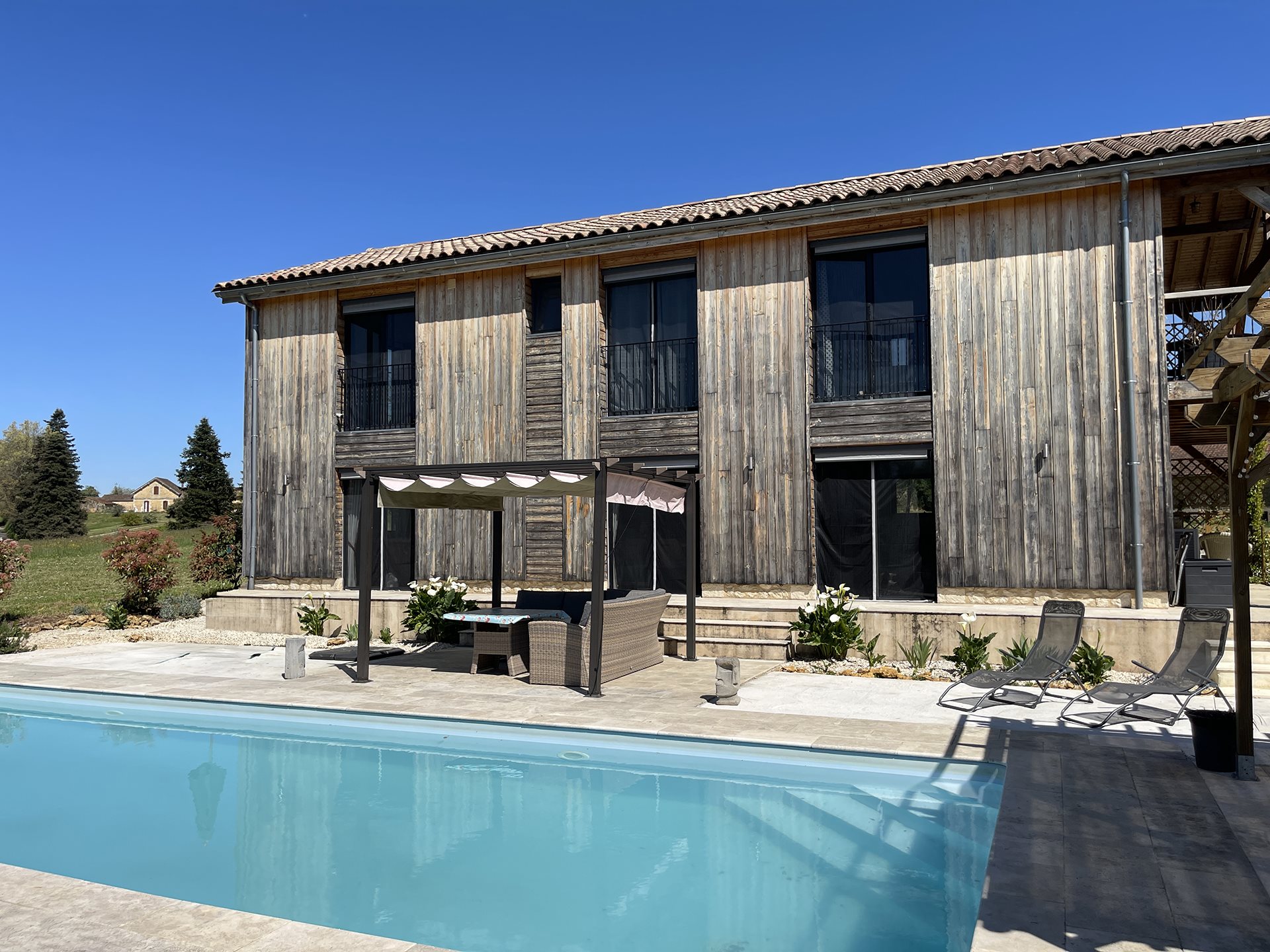 Maison 5 pièces 182 m² · à Saint-Avit-Sénieur · 182 m² · 475 000 €
