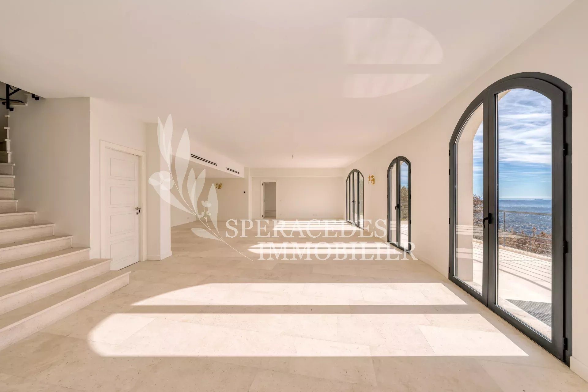 Maison à vendre, 295m², Spéracèdes