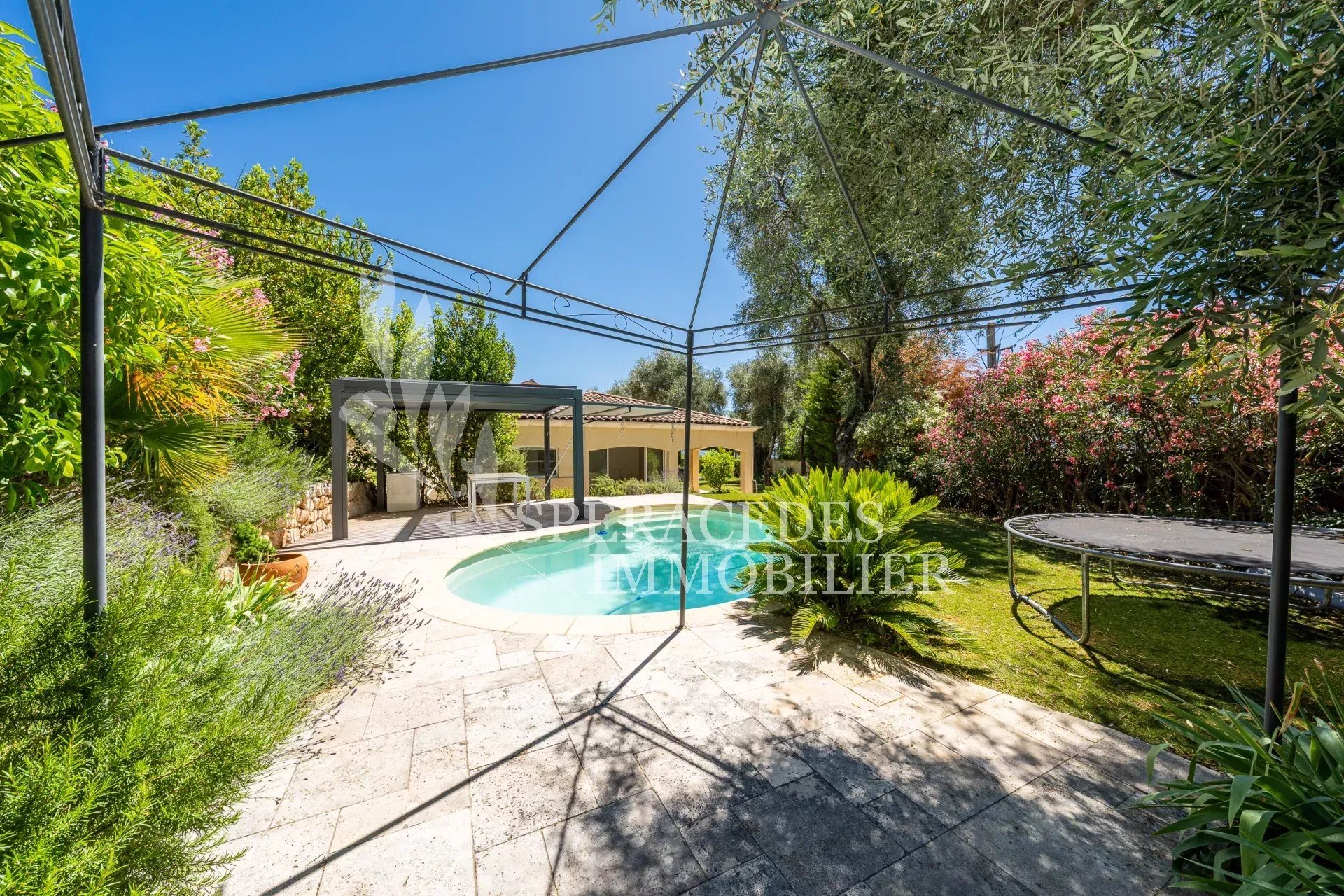 Maison à vendre, 192m², Spéracèdes