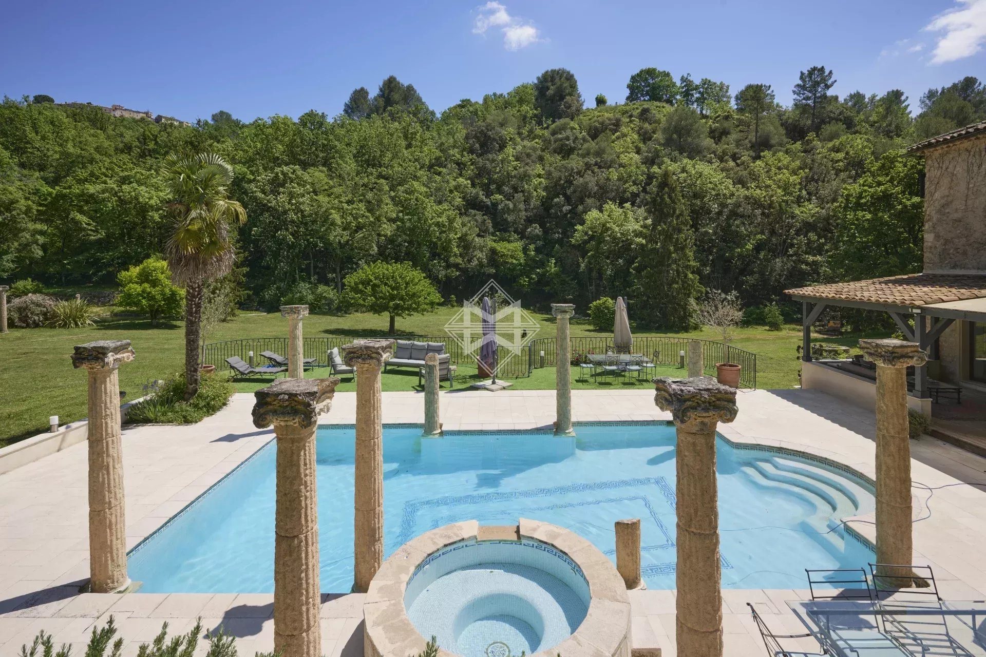 Maison à vendre, 391m², Callian