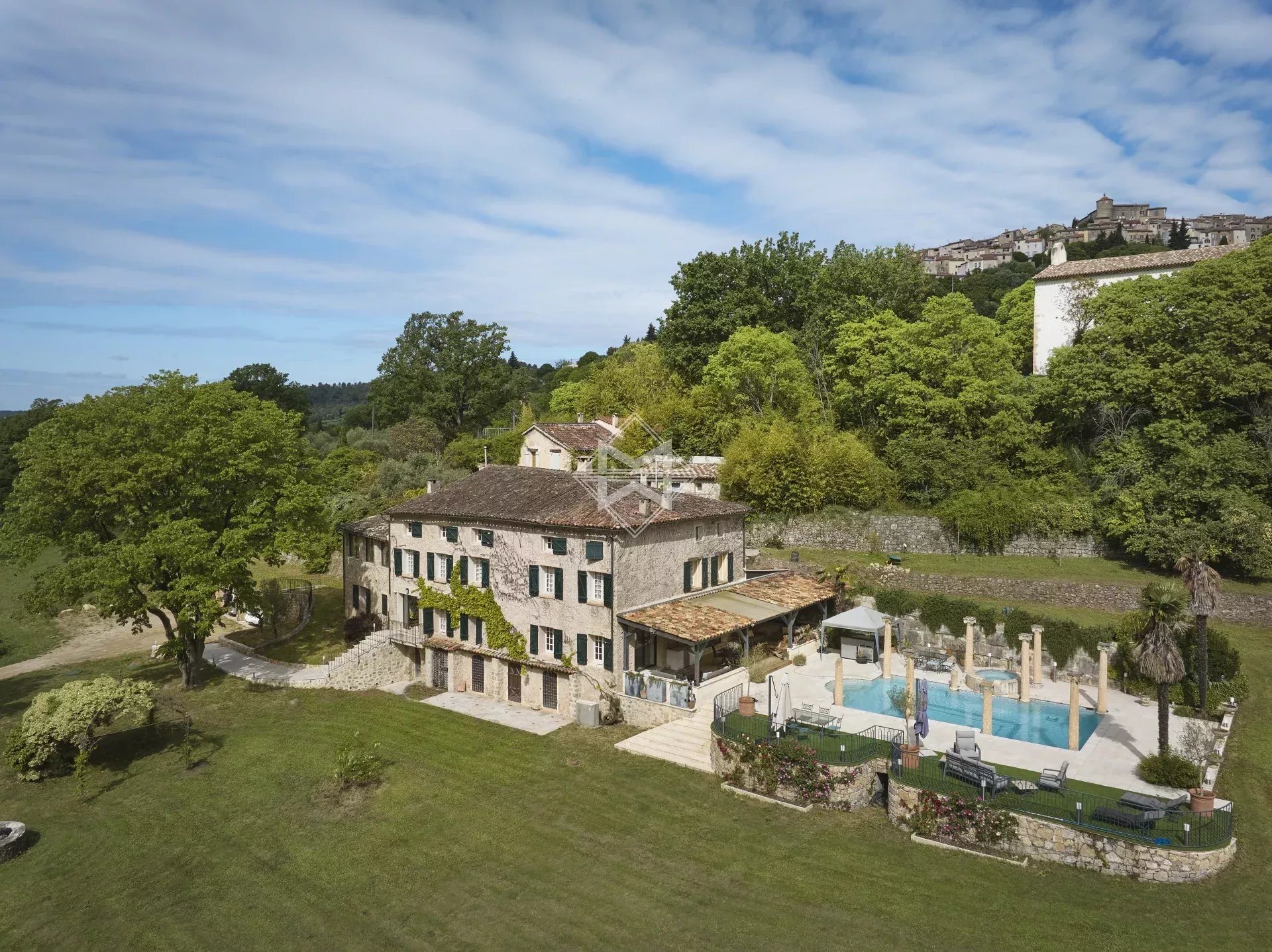 Maison à vendre, 391m², Callian