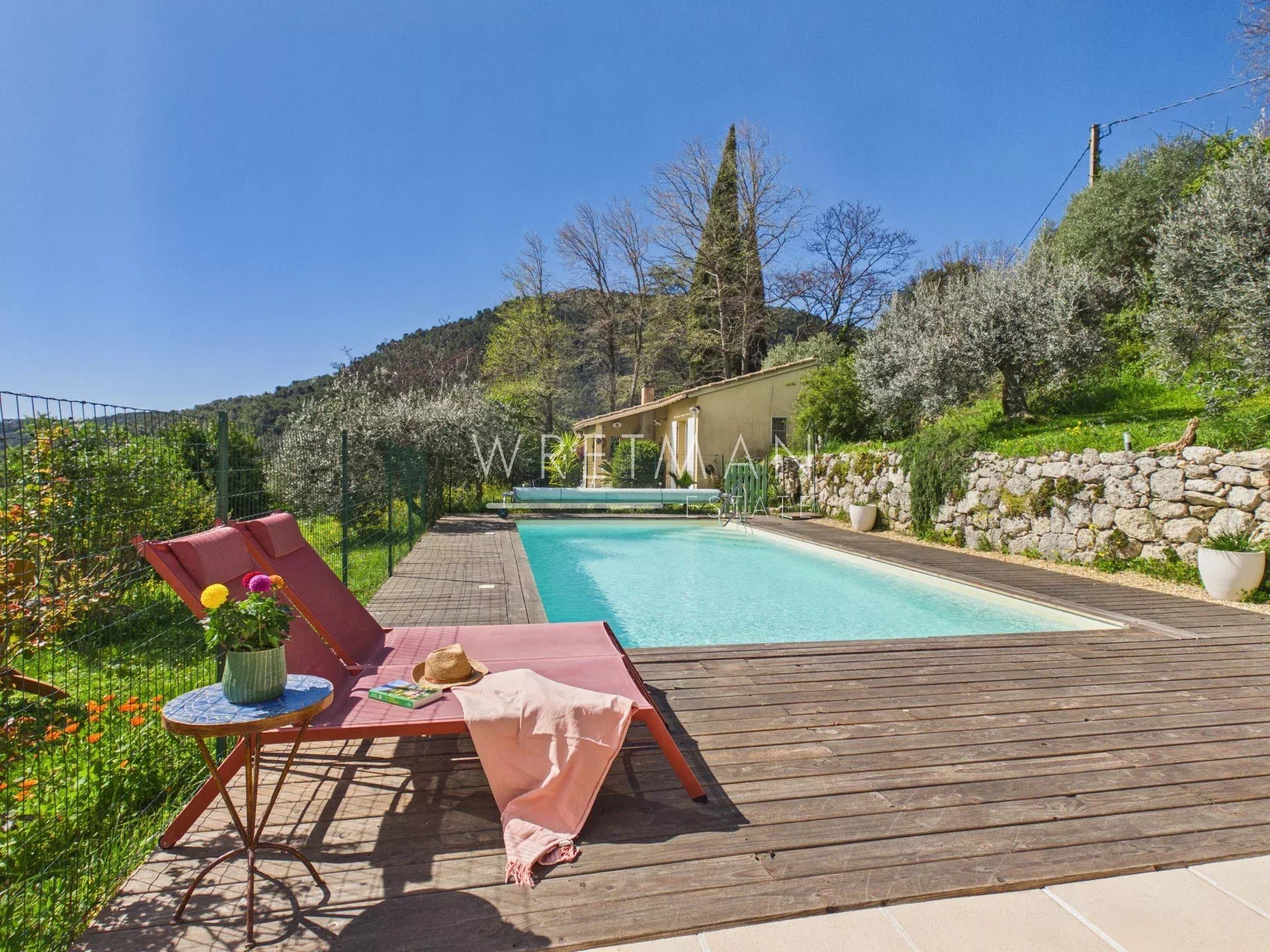 Maison à vendre, 136m², Bargemon