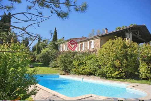 Maison 20 pièces 567 m² · à Castelnaudary · 567 m² · 630 000 €