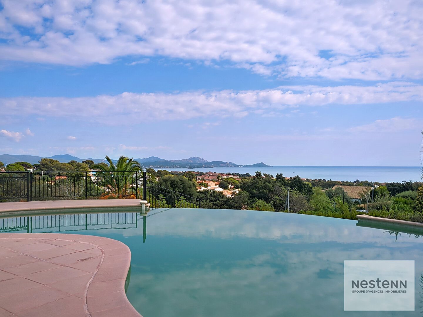 Maison à vendre, 240m², Saint-Aygulf