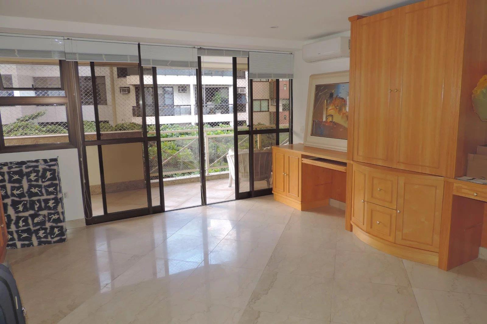 Rio671 - Charming triplex coverage in Ipanema