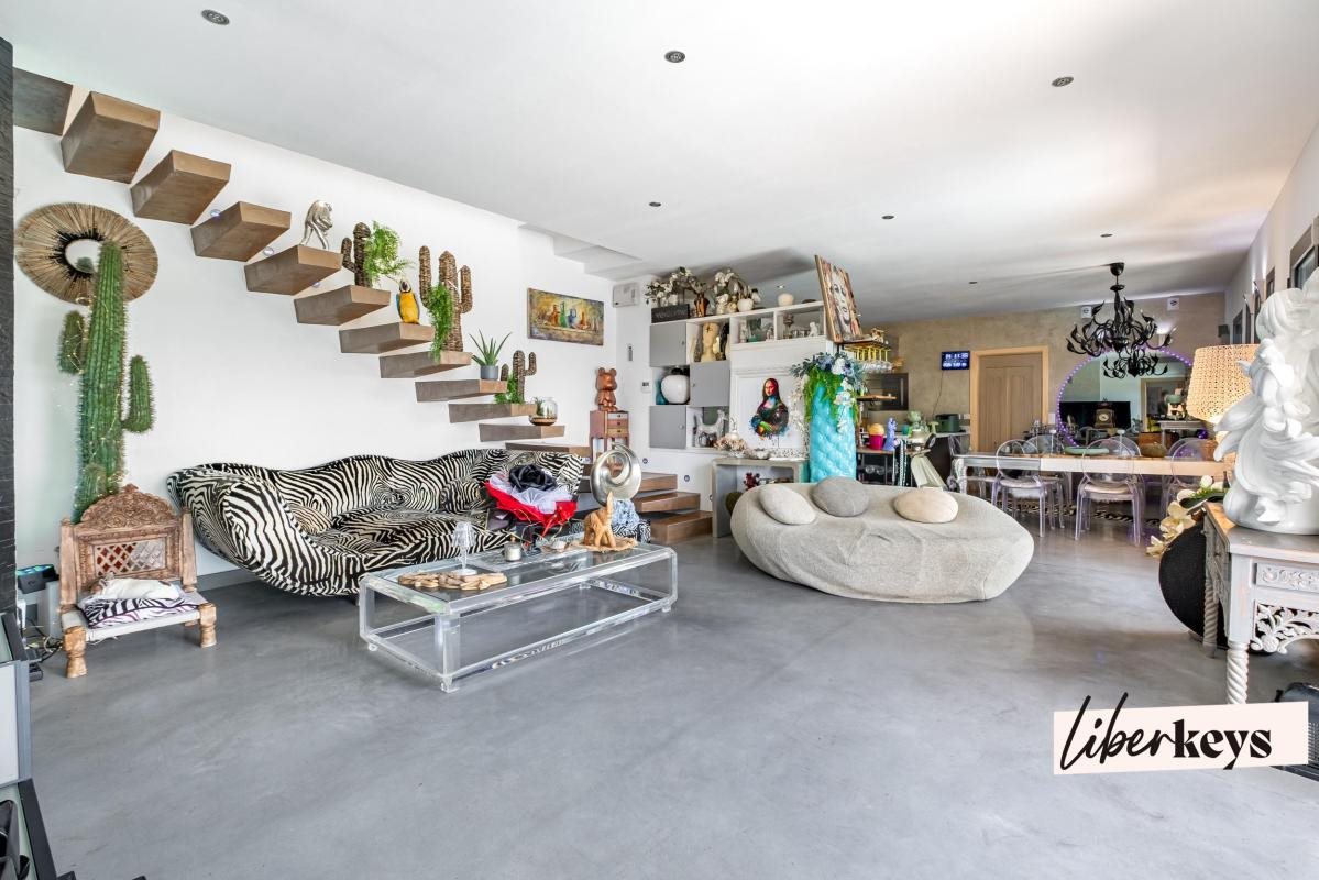 Maison à vendre, 190m², Saint-Raphaël