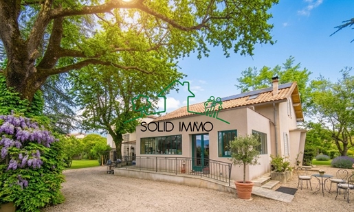 12 pièces 186 m² · à Vogüé · 186 m² · 369 000 €