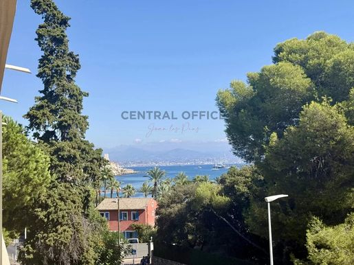 Appartement 3 pièces 65 m² · à Antibes · 65 m² · 740 000 €