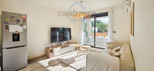 Advert pic 0