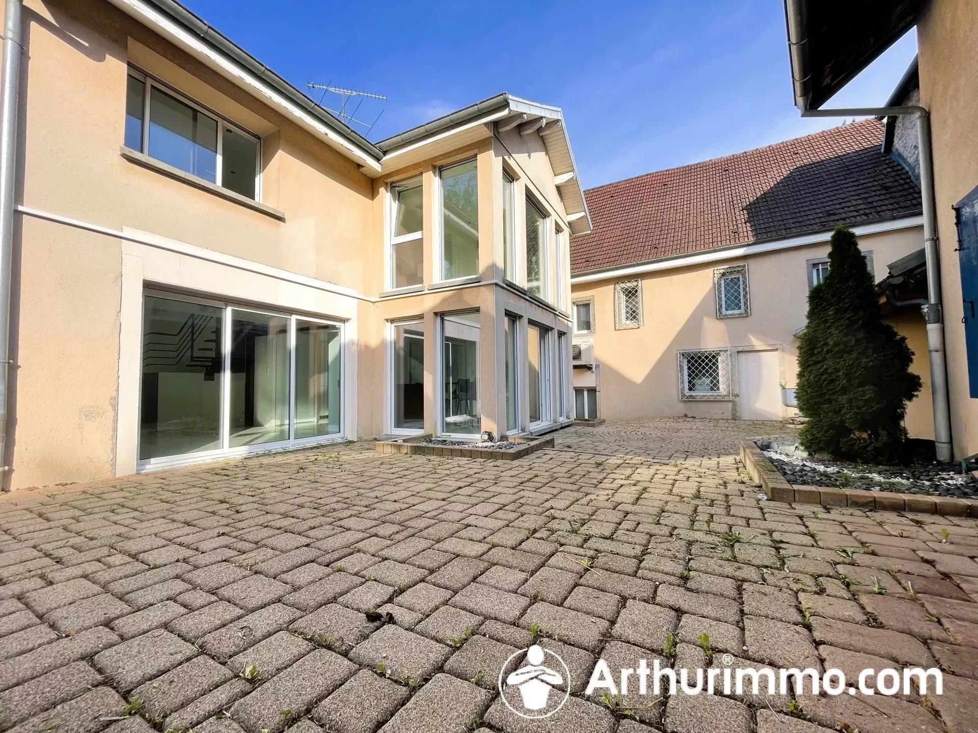 Maison à vendre, 206m², Dasle