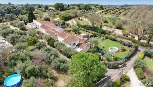 Maison 19 pièces 337 m² · à Cotignac · 337 m² · 840 000 €