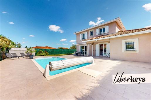Maison 5 pièces 131 m² · à Saint-Bonnet-de-Mure · 131 m² · 480 000 €
