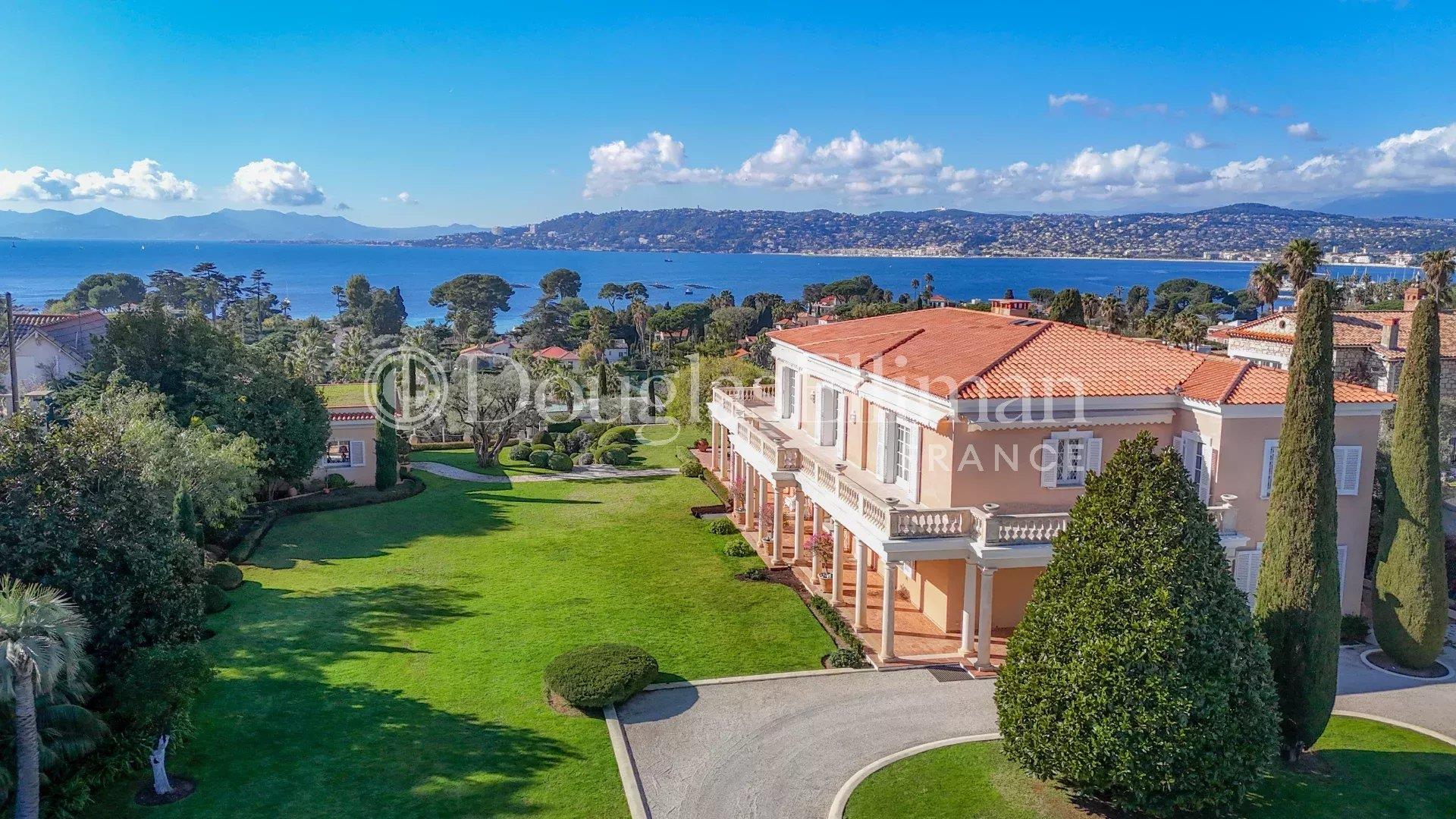 Maison à vendre, 555m², Antibes