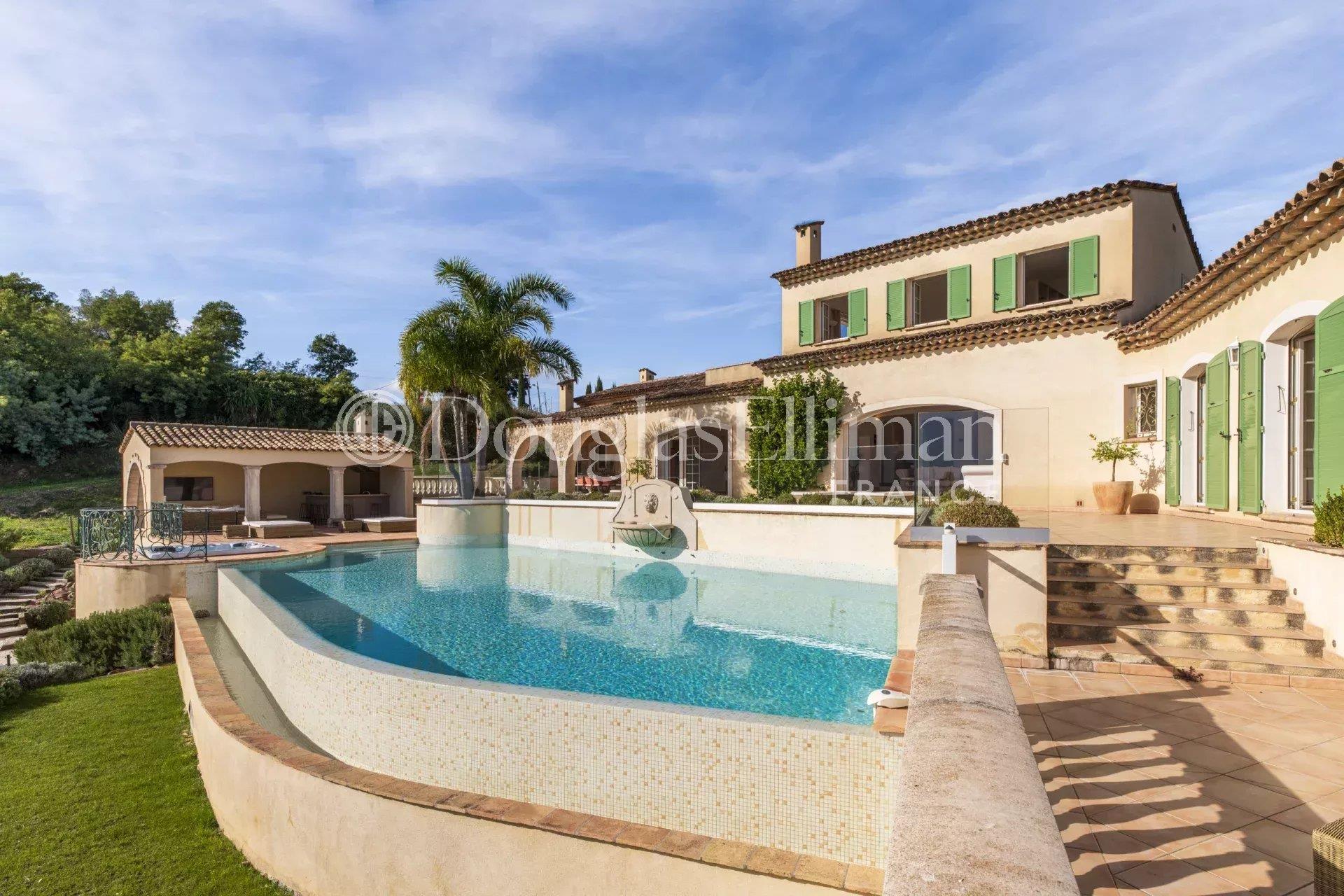 Maison à vendre, 364m², Pégomas
