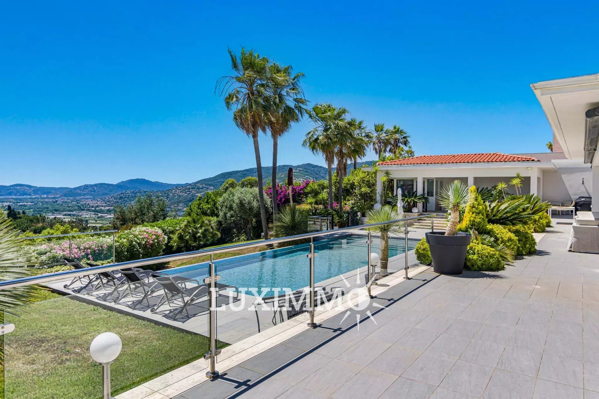 Maison à vendre, 340m², Mougins
