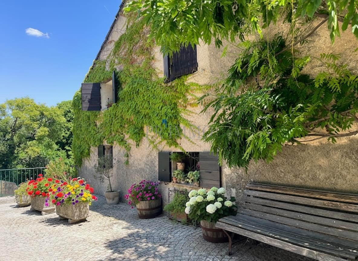 Maison à vendre, 131m², Tourtour