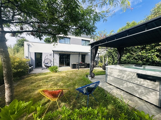 Maison 6 pièces 129 m² · à La Chapelle-des-Fougeretz · 129 m² · 388 125 €