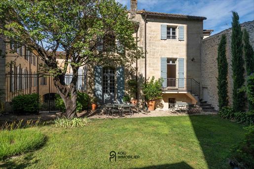 Appartement 2 pièces 75 m² · à Uzès · 75 m² · 490 000 €