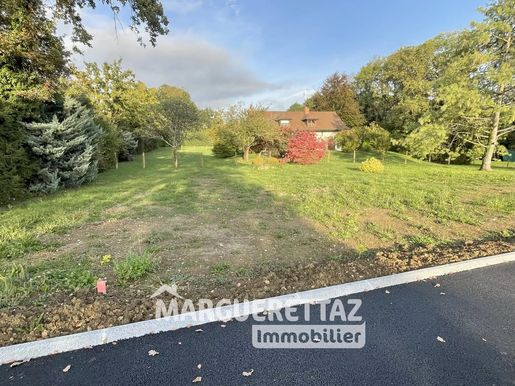 Terrain 700 m² · à Contamine-sur-Arve · 287 750 €