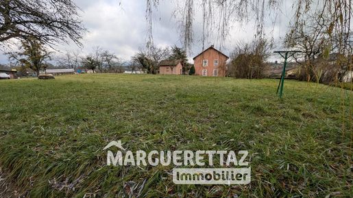 Terrain 647 m² · à Contamine-sur-Arve · 229 000 €