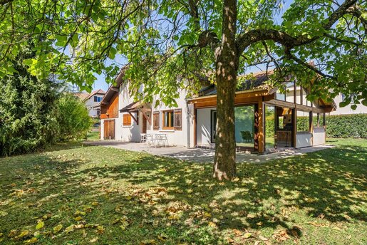 Maison 7 pièces 190 m² · à Prévessin-Moëns · 190 m² · 1 090 000 €
