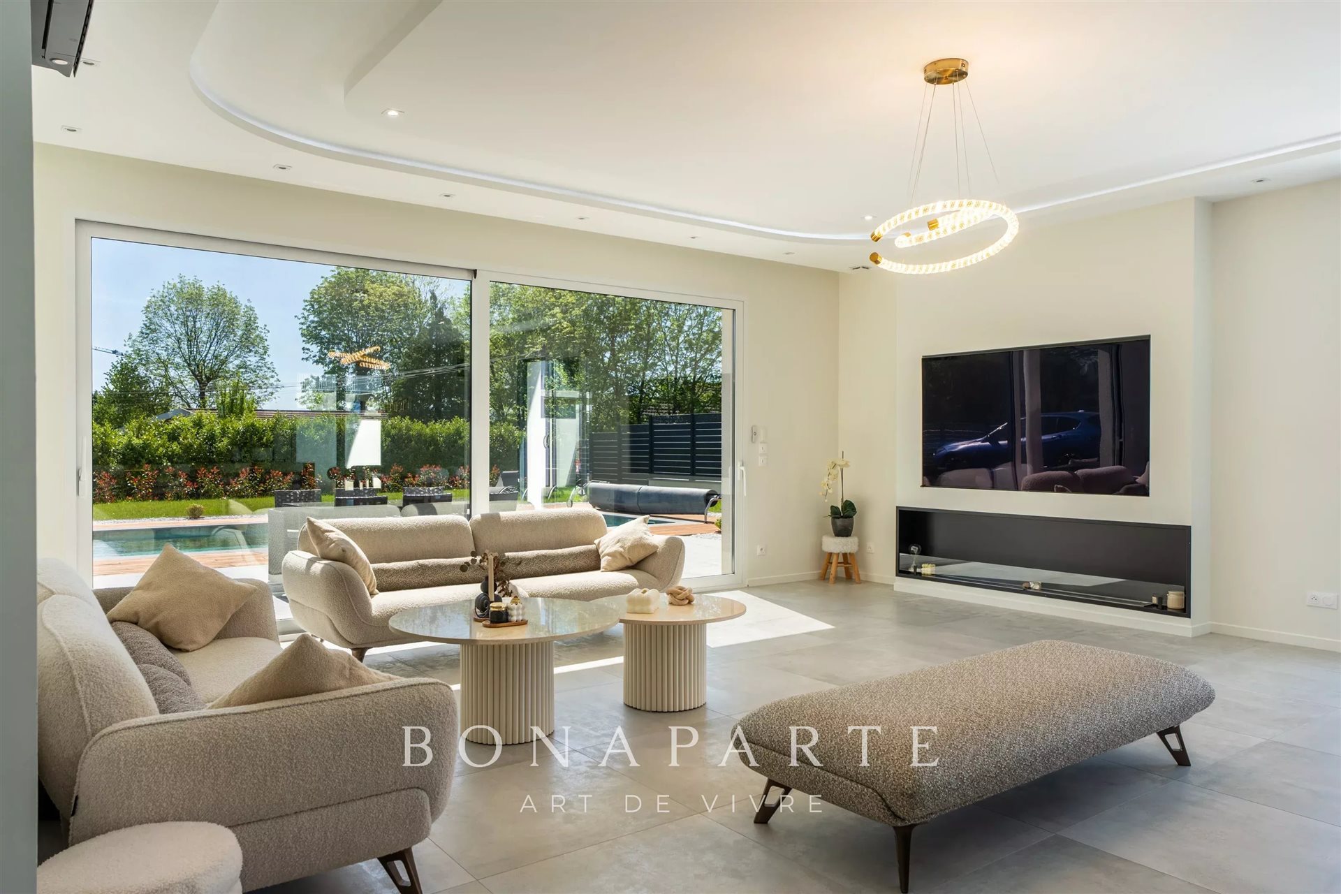 Maison à vendre, 258m², Divonne-les-Bains