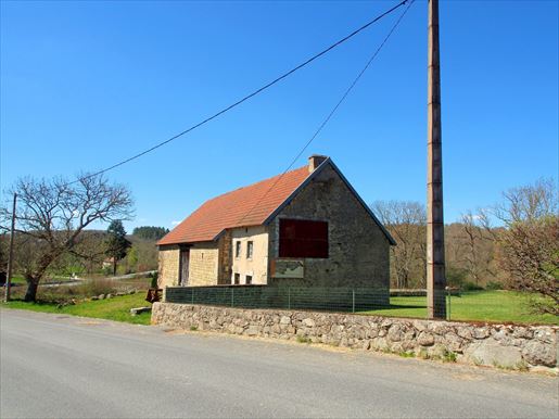 Maison 4 pièces 240 m² · à La Villetelle · 240 m² · 29 500 €