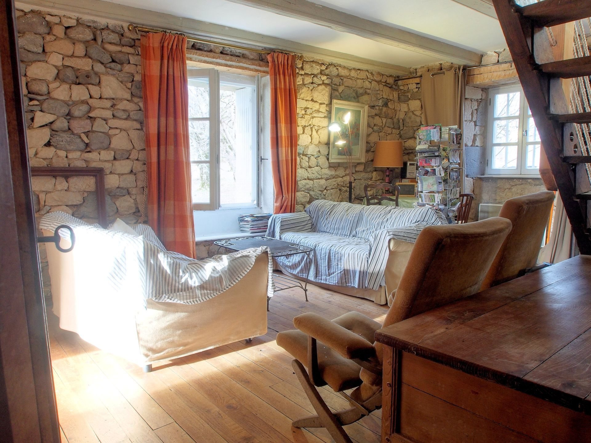 Maison à vendre, 165m², Saint-Sauves-d'Auvergne