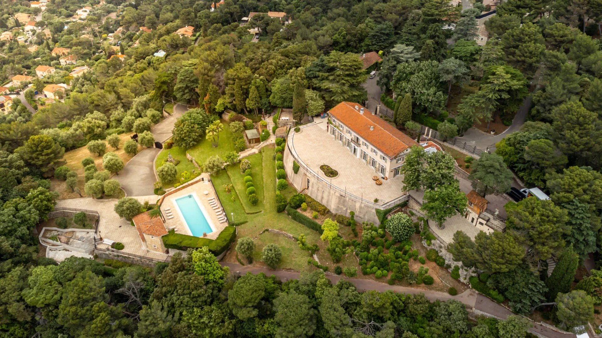 Maison à vendre, 1600m², Villefranche-sur-Mer