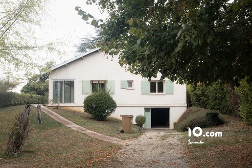 Maison 8 pièces 151 m² · à Alise-Sainte-Reine · 151 m² · 280 000 €