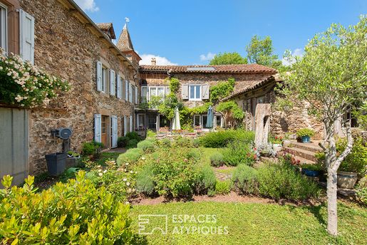 Maison 11 pièces 325 m² · à Rodez · 325 m² · 469 000 €