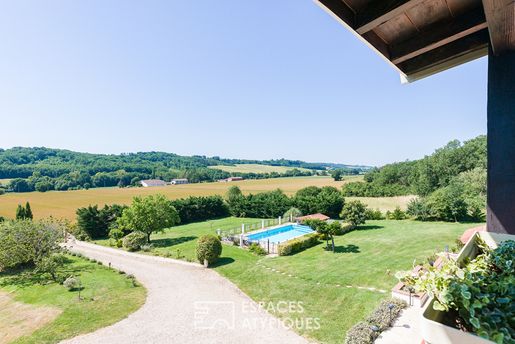 Maison 12 pièces 376 m² · à Comberouger · 376 m² · 745 000 €